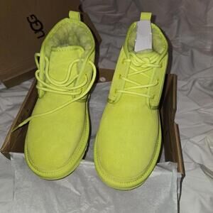 UGG Neumel Chukka Boot – Canary Yellow Suede – Women’s Size 9 – New in Box